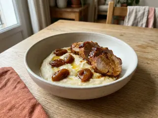 Rôti de porc aux pruneaux et purée de céleri-rave